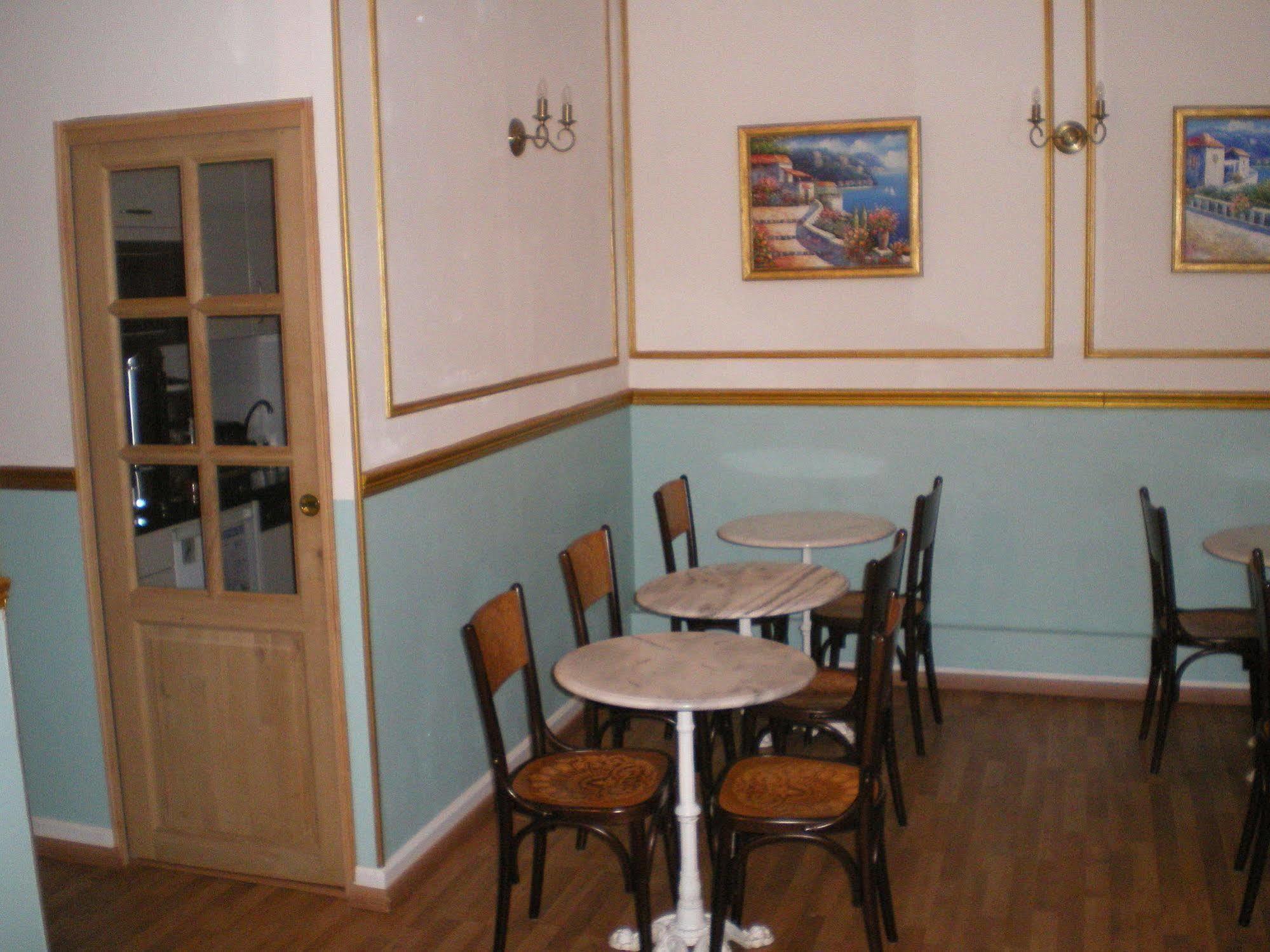 Richelieu Hotel
