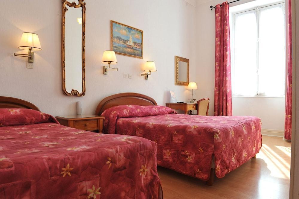 Richelieu Hotel 2*